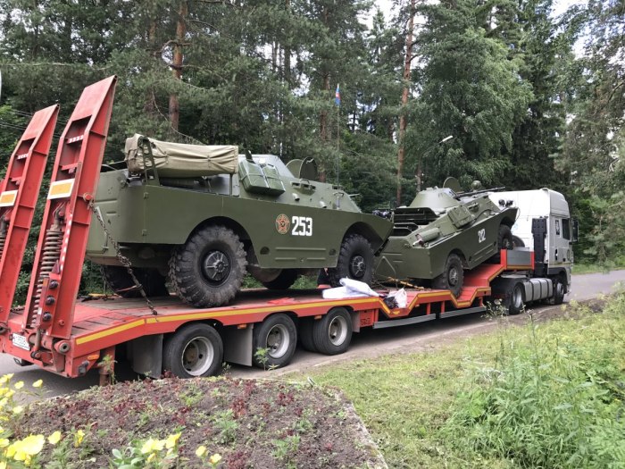 Тягач КАМАЗ 78504