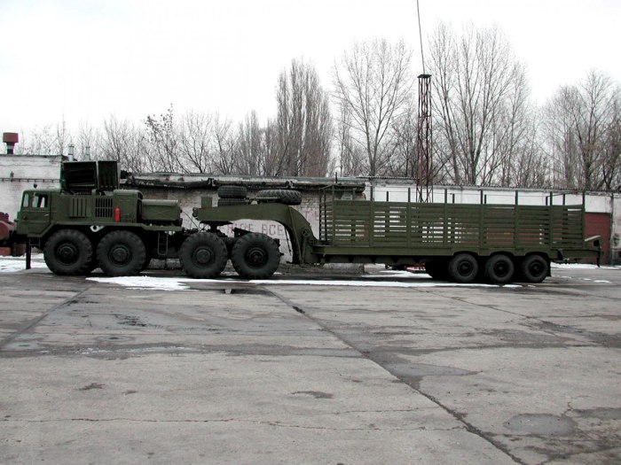 МАЗ 537 Тралл военный