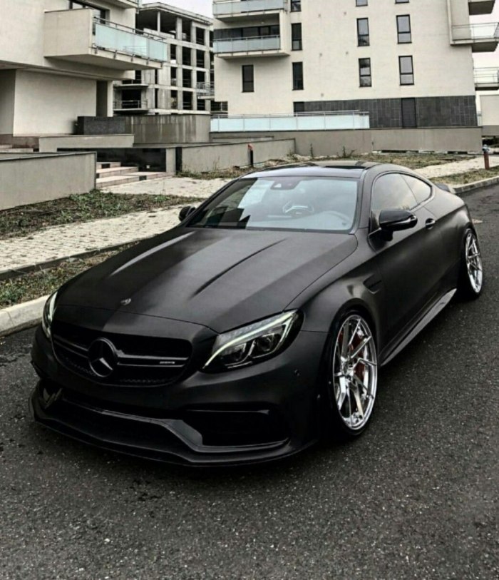 Мерседес s 63 АМГ черный матовый
