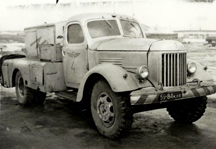 ГАЗ 51 И ЗИЛ 164