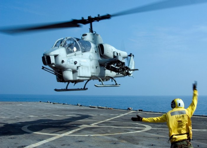 Вертолёт Ah–1 cupercobra