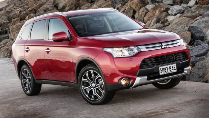 Mitsubishi Outlander 2016