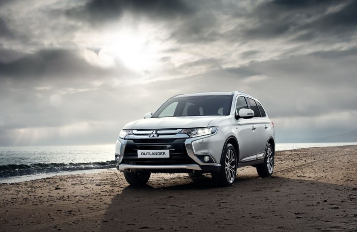 Mitsubishi Outlander 2015