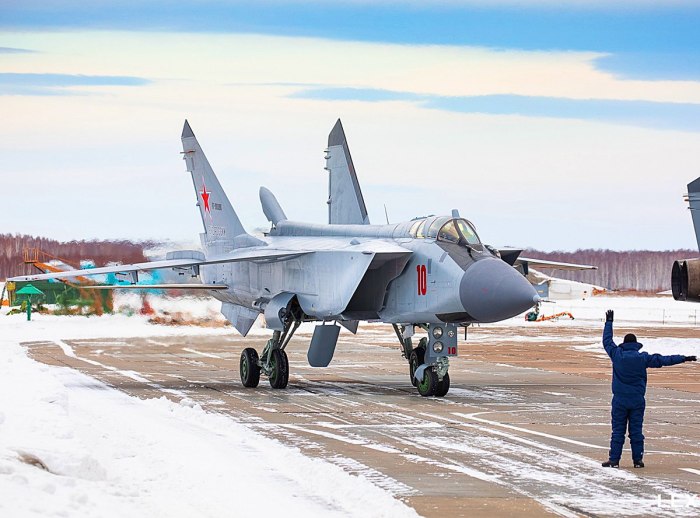 Истребитель миг-31бм