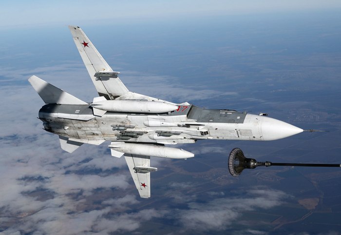 Су24 самолет