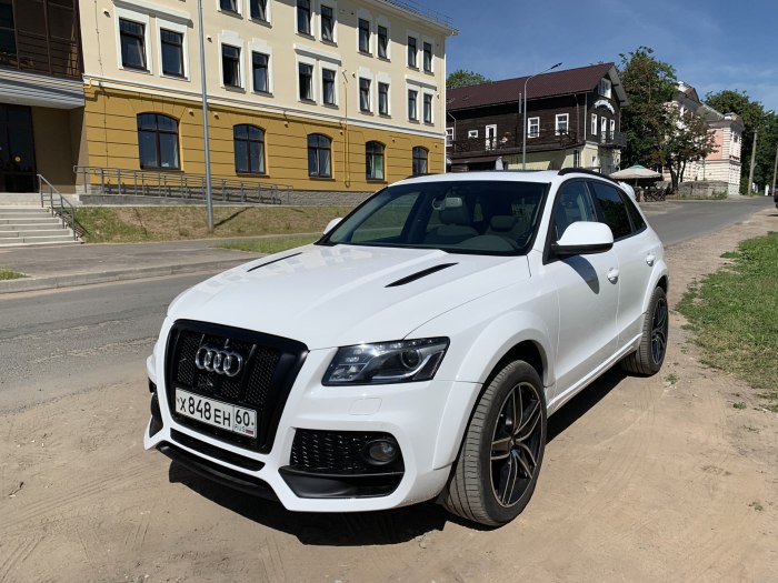 Audi q5 White