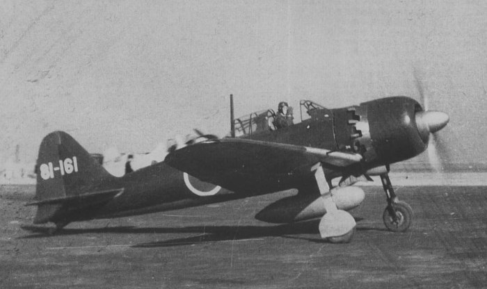 Самолет a6m5 Zero