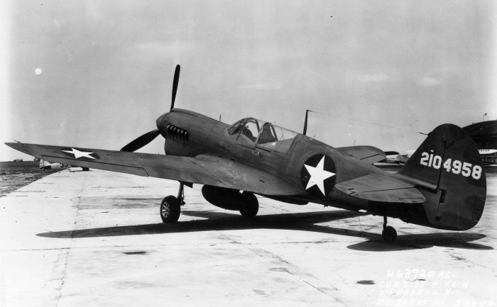 P-40 Tomahawk