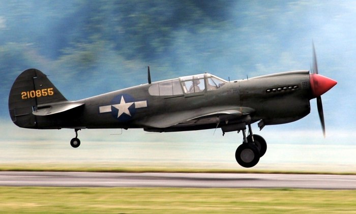 P-40 Tomahawk