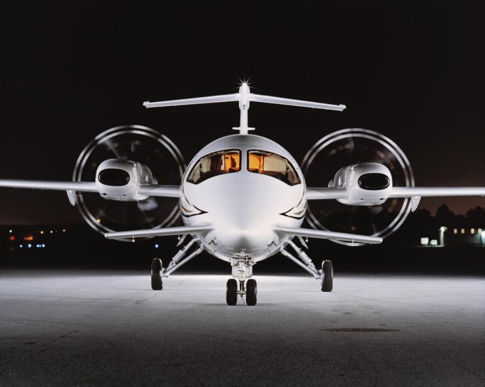 Самолет Piaggio p180 Avanti II