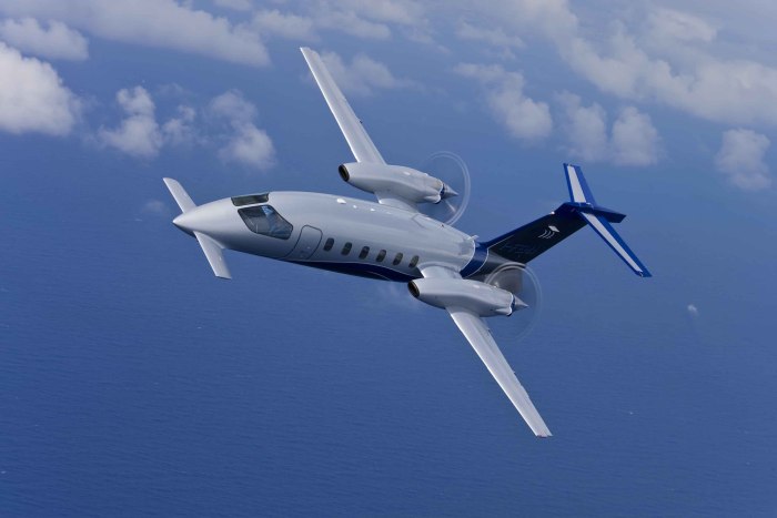 Самолёт Piaggio p.180 Avanti