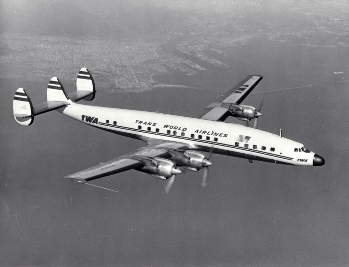 Lockheed l-1649 Starliner