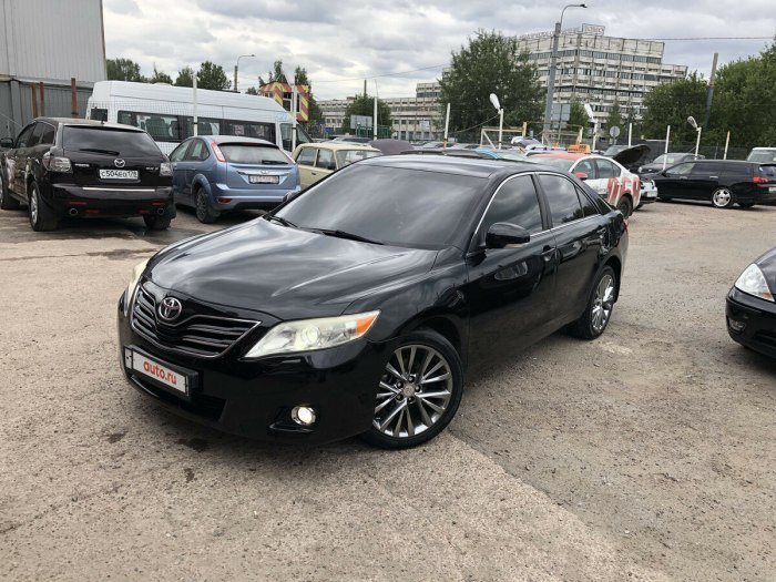 Тойота Камри 3.5 черная