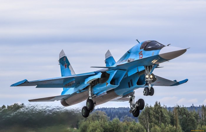 Су-34 двухдвигательный реактивный самолёт