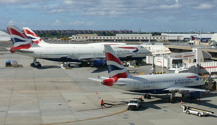 Airbus a318 самолет