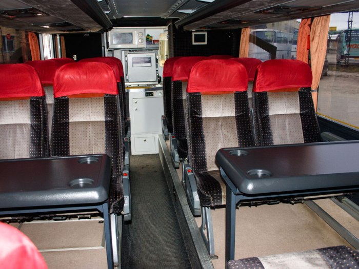 Автобус Setra s328dt