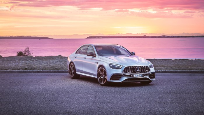 Мерседес е 63 s AMG 2021