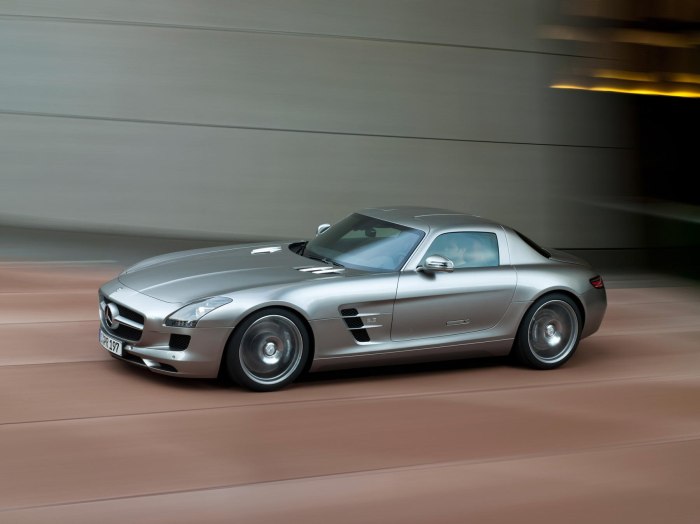 Mercedes-Benz SLS AMG Coupe 2011 года