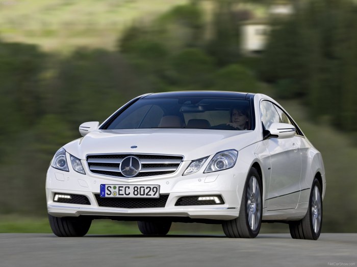 Mercedes Benz e class Coupe 2009