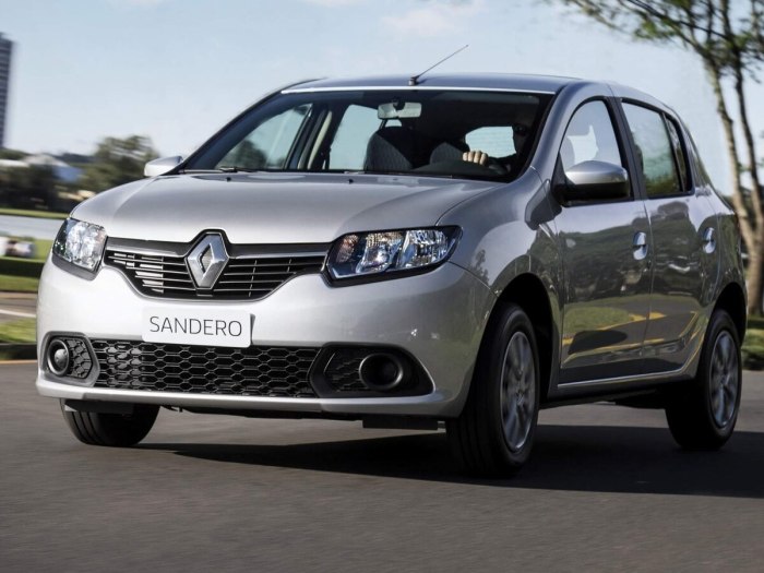 Renault Sandero 1