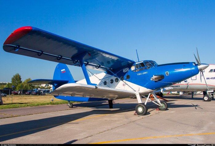 АН-2 биплан кабина