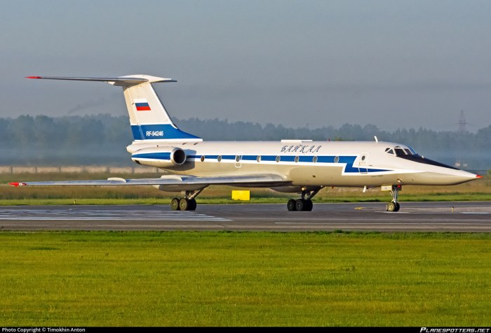 Самолет ту-134 УБЛ