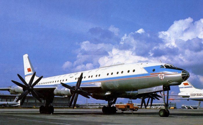 Ту-114 пассажирский самолёт