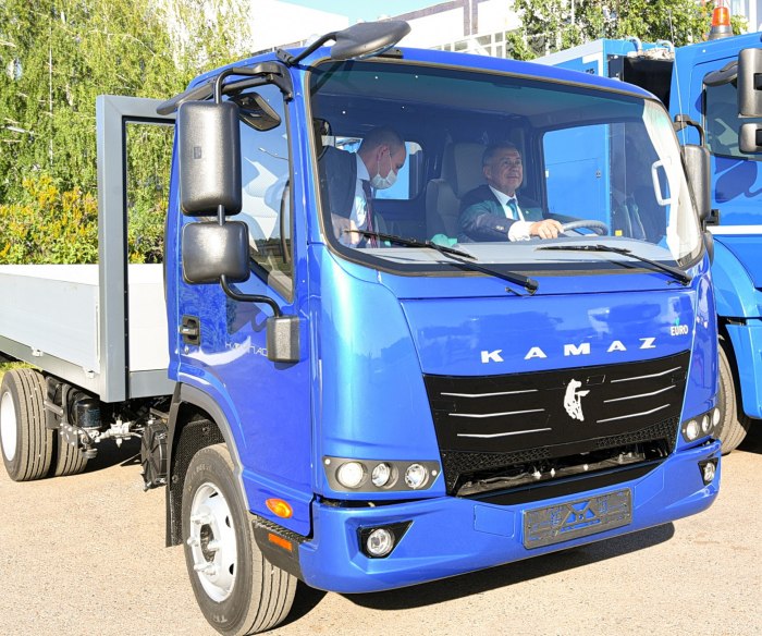 КАМАЗ компас 9