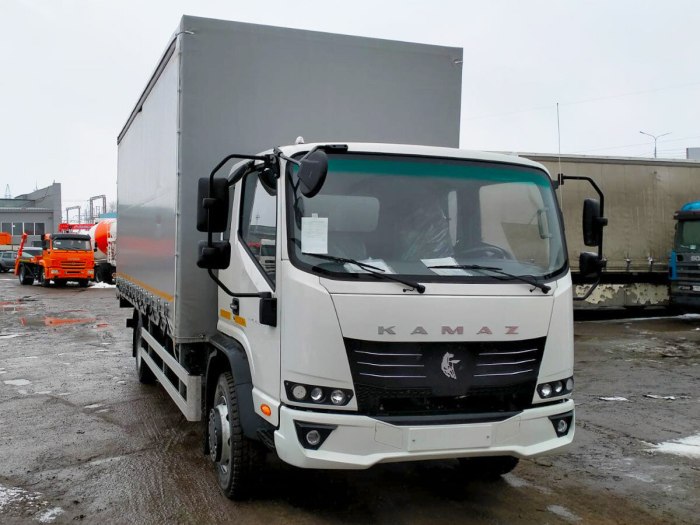 КАМАЗ Compass 12