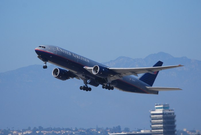 Боинг 777-500