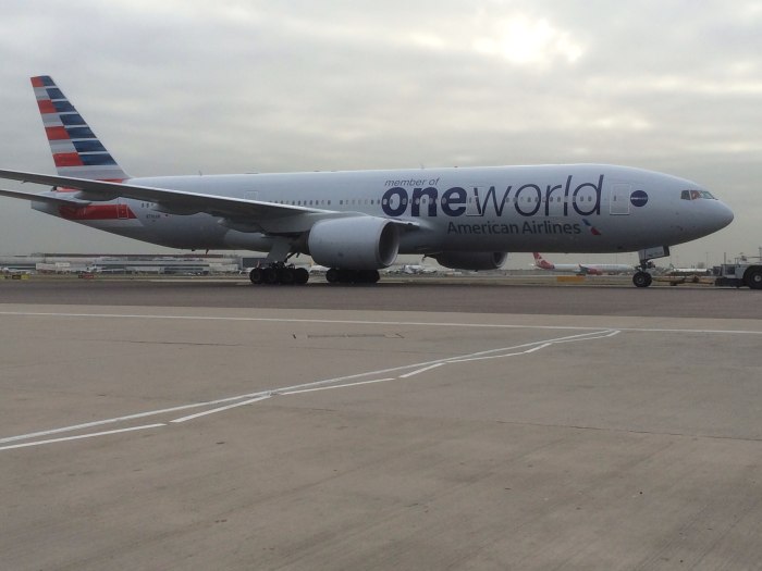 B772 самолет