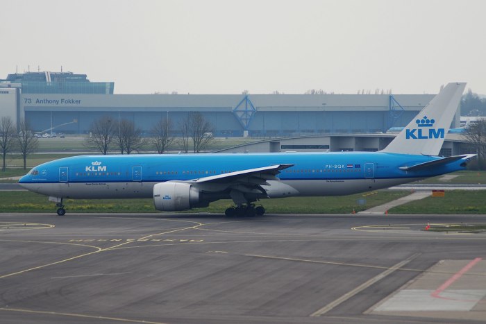 KLM KL-428