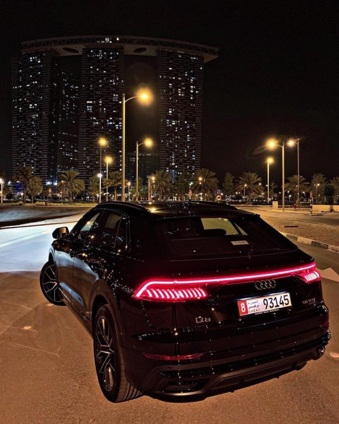 Audi q8 сзади