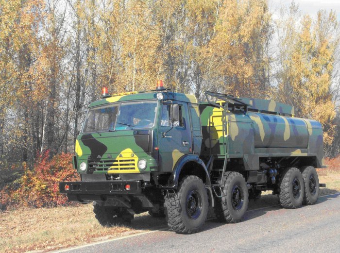 КАМАЗ 6350 топливозаправщик