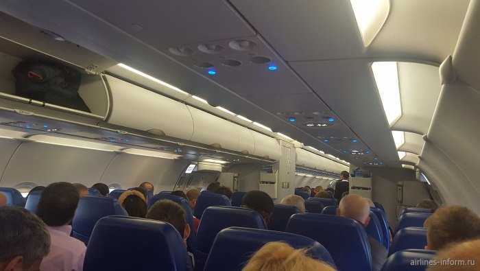 Airbus a321 салон