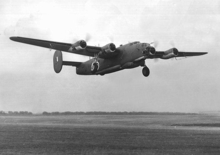 B 24 бомбардировщик