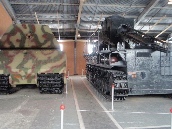 Самый большой танк в мире Maus