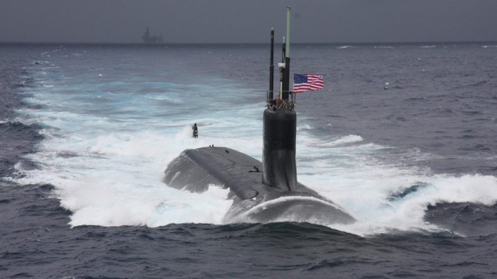 Американская подводная лодка «USS John Warner»