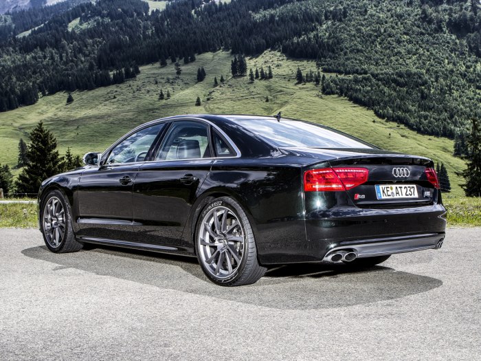 Audi s8 d4 2012