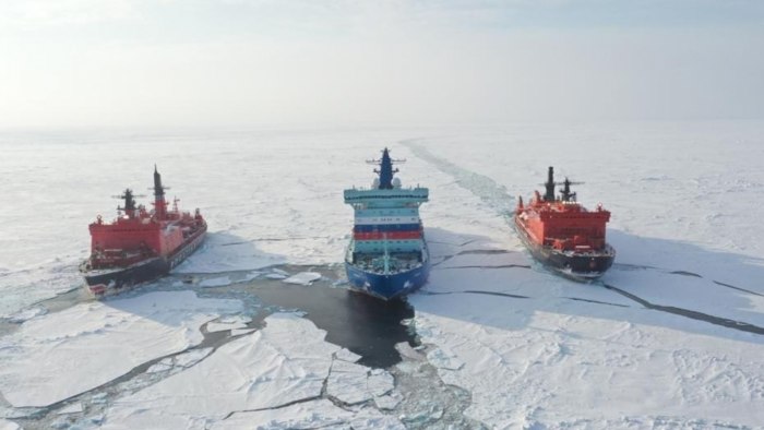 Ледокол 22220 Якутия