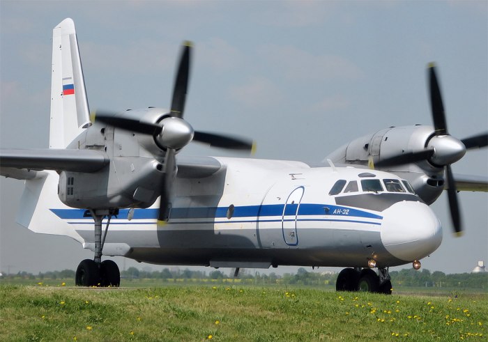 АН-32 48601
