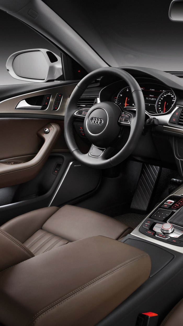 Audi a6 quattro RS Salon