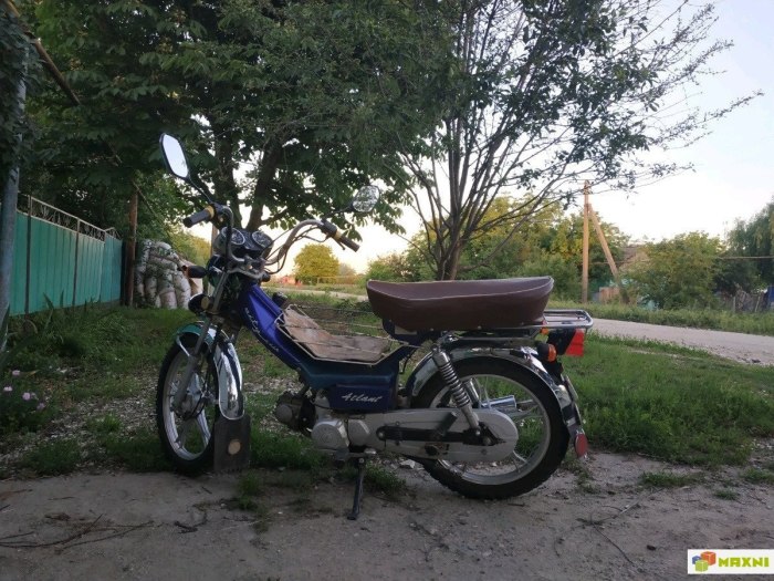 Мопед полуавтомат 110 кубов
