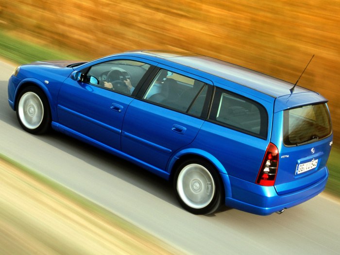 Opel Astra Caravan универсал