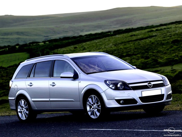 Opel Astra Caravan универсал