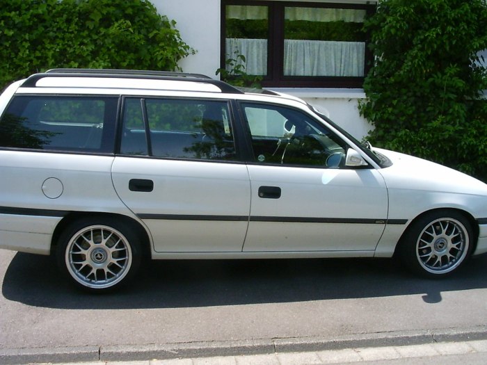 Opel Astra Caravan универсал 1997