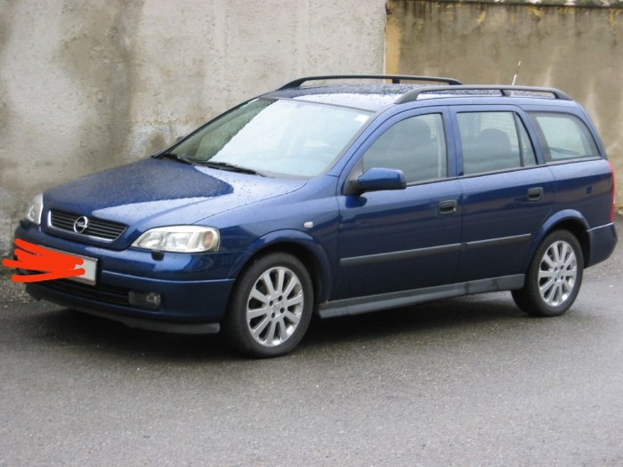 Opel Astra g 2000 универсал