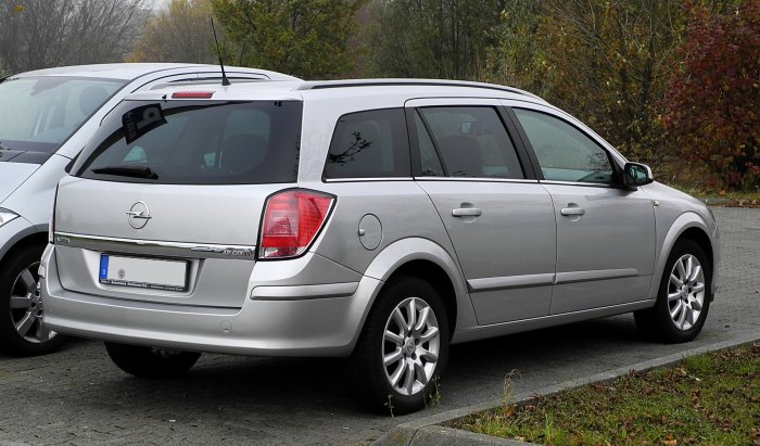 Opel Astra Caravan 2006