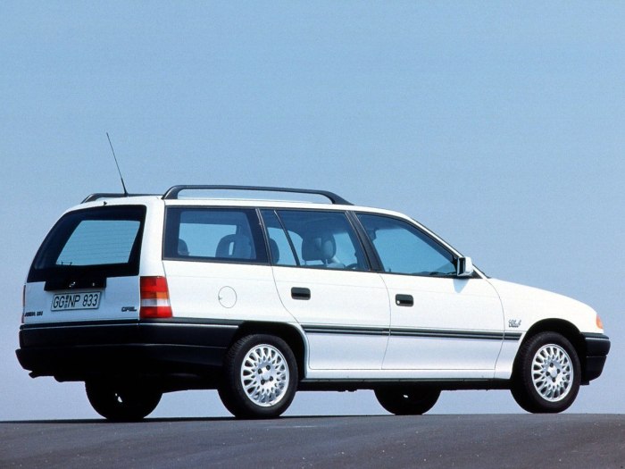 Opel Astra Caravan универсал 1997