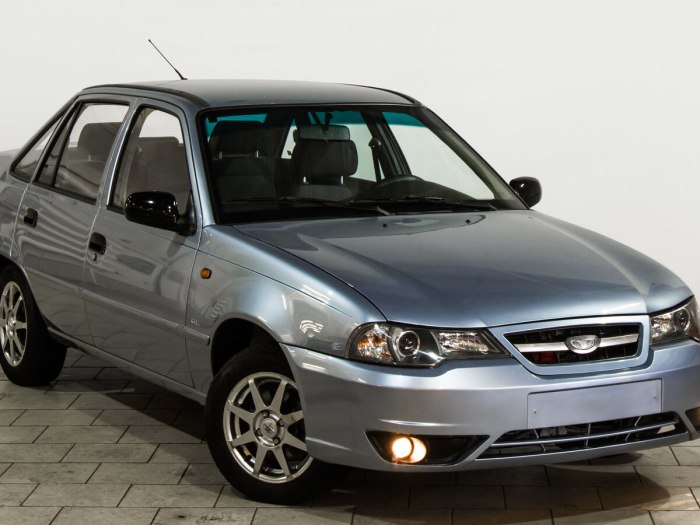 Машина Daewoo Nexia 2